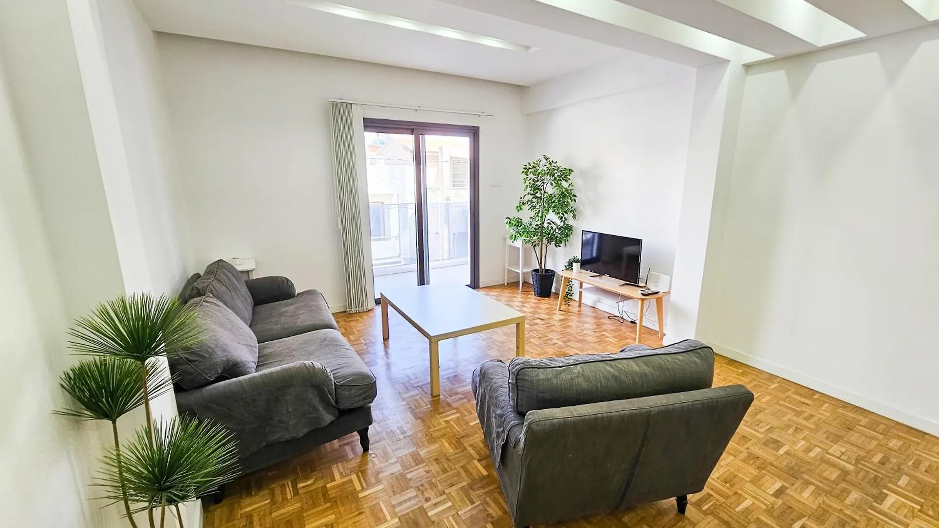 The Cozy Seaside Retreat Apartment Larnaca